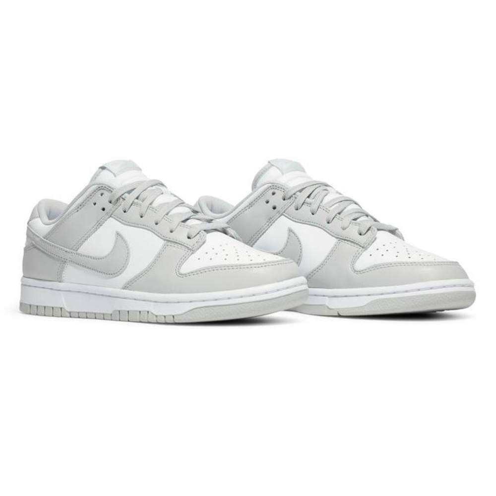 Dunk Low “Grey Fog” Men’s Size: 7 Women’s Size: 8.5